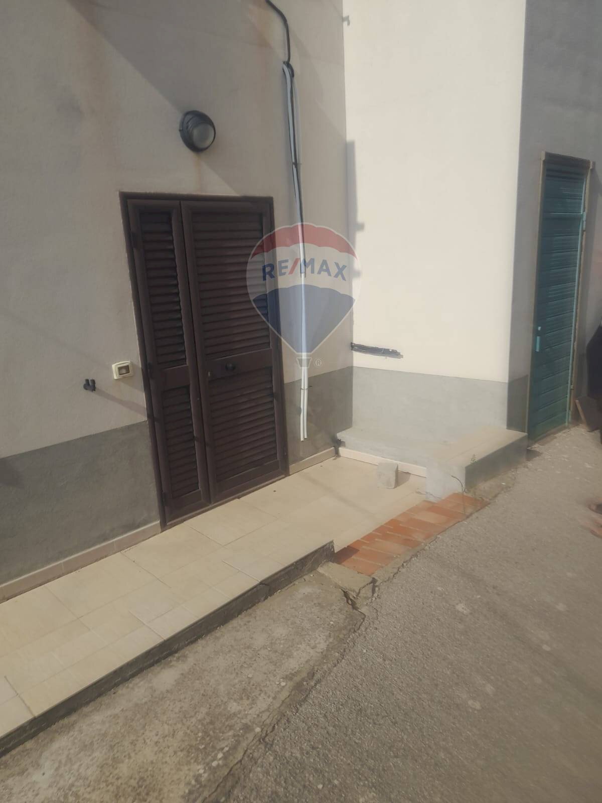 Edificio all\'aperto - Bilocale Via Arturo Toscanini
 
22, San Cataldo - foto 2