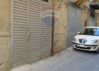 Edificio all\'aperto - Casa indipendente Vicolo Limuti
 
23, Caltanissetta - foto 4