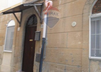 Edificio all\'aperto - Casa indipendente Vicolo Limuti
 
23, Caltanissetta - foto 1