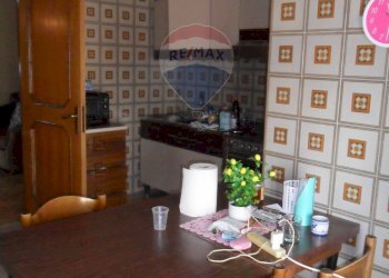 Sala da pranzo - Appartamento Via Tenente Lilly Bennardo
 
29, Caltanissetta - foto 26