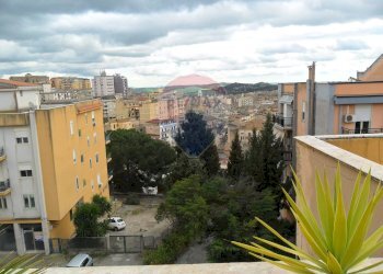 Edificio all\'aperto - Attico Via Amico Valenti
 
40, Caltanissetta - foto 21