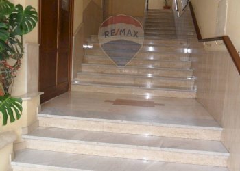 Ricezione / Lobby - Attico Via Amico Valenti
 
40, Caltanissetta - foto 23