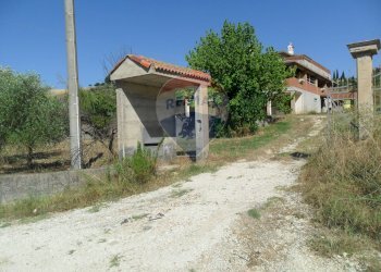 Casa all\'aperto - Villa Contrada Milicia
 
snc, Santa Caterina Villarmosa - foto 20