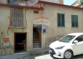 Edificio all\'aperto - Independent house Via Don Minzoni
 
36, Pietraperzia - photo 14