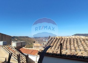 Edificio all\'aperto - Casa indipendente VIA OCARELLA
 
32, Caltagirone - foto 10