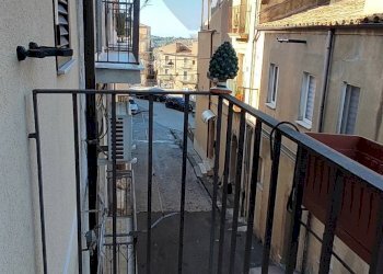 Balcone - Casa indipendente VIA OCARELLA
 
32, Caltagirone - foto 17