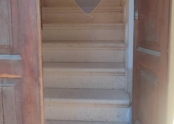 Scale - Casa indipendente VIA PENTOLAI
 
106, Caltagirone - foto 4