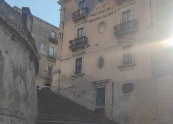 Edificio all\'aperto - Casa indipendente VIA PENTOLAI
 
106, Caltagirone - foto 47