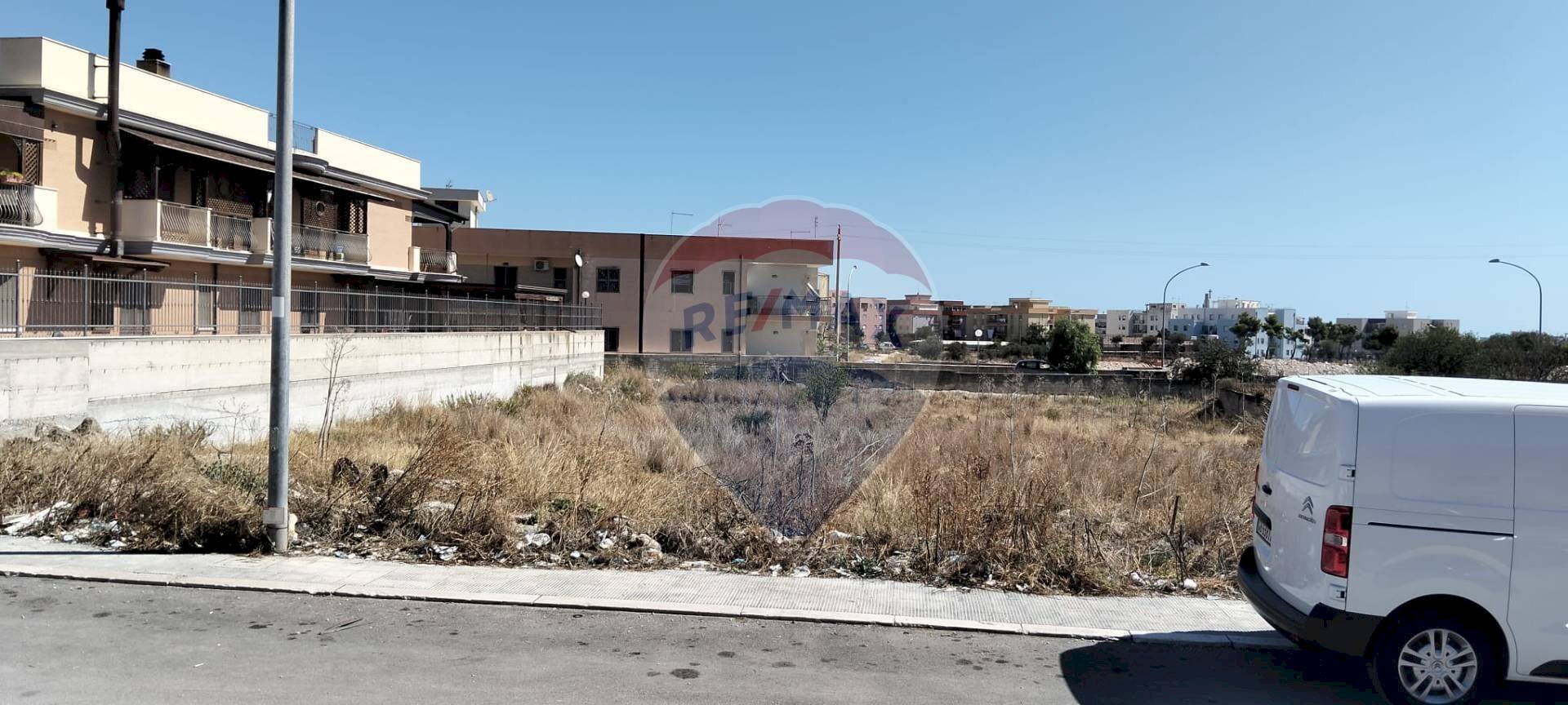 Edificio all\'aperto - Terreno edificabile Via Arte del Tessuto, Manfredonia - foto 1