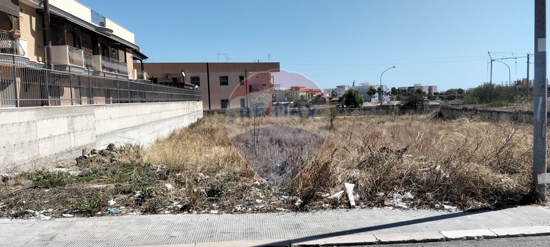 Edificio all\'aperto - Terreno edificabile Via Arte del Tessuto, Manfredonia - foto 3
