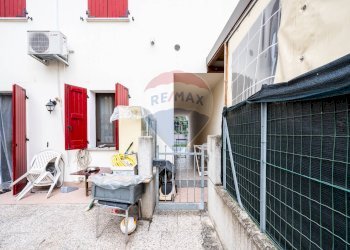 Terrazza - Terraced Villa Via Anna Frank
 
24, Luzzara - photo 14