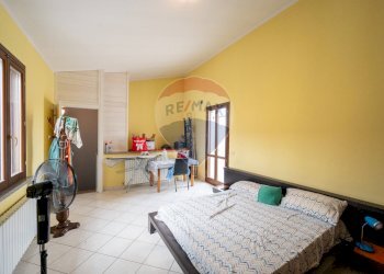 Camera / camera da letto - Terraced Villa Via Anna Frank
 
24, Luzzara - photo 31