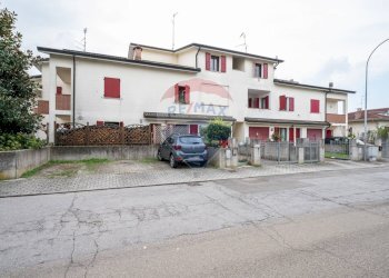 Casa all\'aperto - Terraced Villa Via Anna Frank
 
24, Luzzara - photo 45