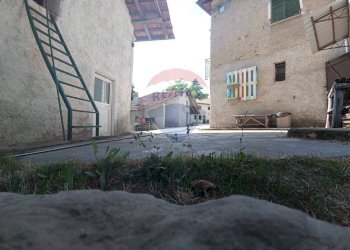 Edificio all\'aperto - Apartment Strada Carpezzo, Dego - photo 46