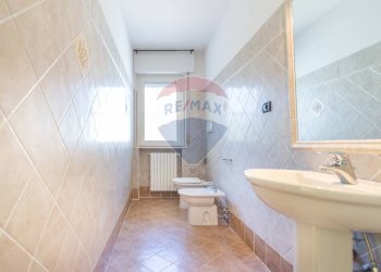 Bagno - Villa Bifamiliare Via Solferino
 
20/2, Pescara - foto 25