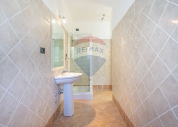 Bagno - Villa Bifamiliare Via Solferino
 
20/2, Pescara - foto 26