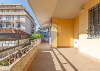 Balcone - Villa Bifamiliare Via Solferino
 
20/2, Pescara - foto 30