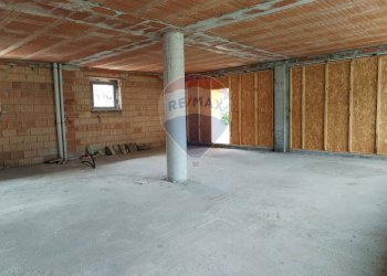 Parcheggio - Negozio Feltre - foto 8