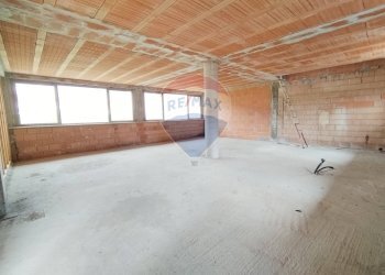 Parcheggio - Negozio Feltre - foto 14