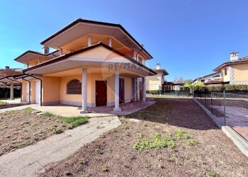 Casa all\'aperto - Casa semi indipendente Via Antonio Cassarà
 
14, Roncaro - foto 1