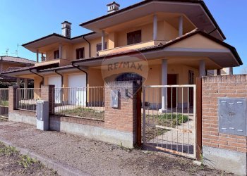 Casa all\'aperto - Casa semi indipendente Via Antonio Cassarà
 
14, Roncaro - foto 5