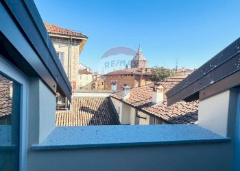 Edificio all\'aperto - Quadrilocale Pavia - foto 1