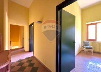 Hall / corridoio - Casa semi indipendente Via Ponticelli
 
4D, Avellino - foto 21