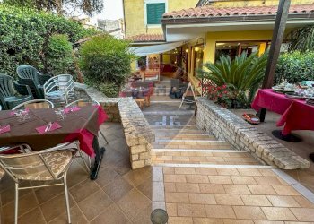 Terrazza - Locale Commerciale Via Largo Dei Campi snc, Itri - foto 2