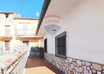 Terrazza - Casa indipendente Santi Cosma e Damiano - foto 3