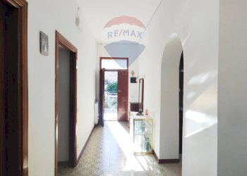 Hall / corridoio - Casa indipendente Santi Cosma e Damiano - foto 9