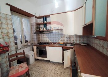 Cucina - Casa indipendente Santi Cosma e Damiano - foto 10