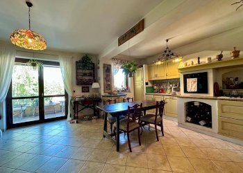 Foto 13 - Villa a Schiera Via Vascarella
 
19, L'Aquila - foto 13