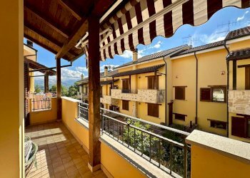 Foto 15 - Villa a Schiera Via Vascarella
 
19, L'Aquila - foto 15