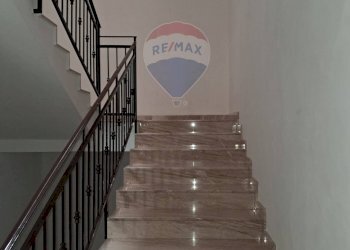 Scale - Appartamento VIA ENRICO BERLINGUER
 
18, Casteldaccia - foto 12