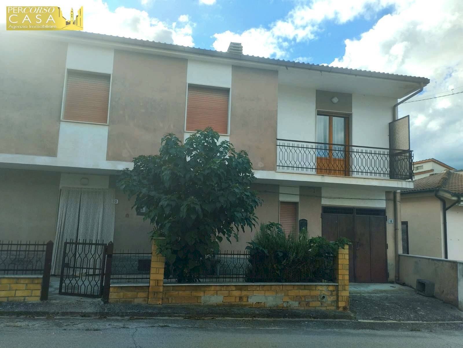 Foto 1 - Casa indipendente C.da Colledonico
 
40, Montorio al Vomano - foto 1