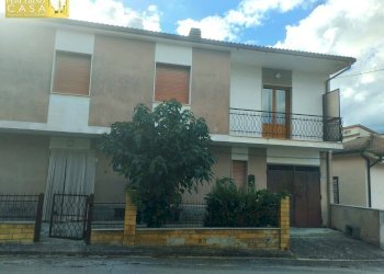 Foto 1 - Casa indipendente C.da Colledonico
 
40, Montorio al Vomano - foto 1