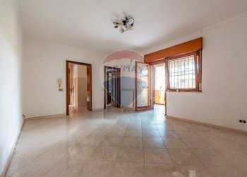 Stanza vuota - Bilocale Via Luigi Pirandello
 
3B, Fonte Nuova - foto 5