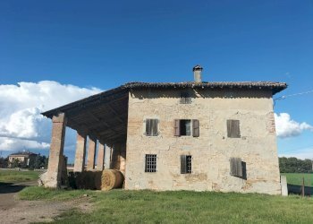 Foto 1 - Rustico Frazione Coduro
 
6, Fidenza - foto 1