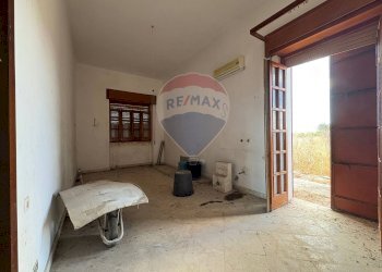 Stanza vuota - Villa Contrada Louzzo
 
snc, San Pietro Vernotico - foto 23