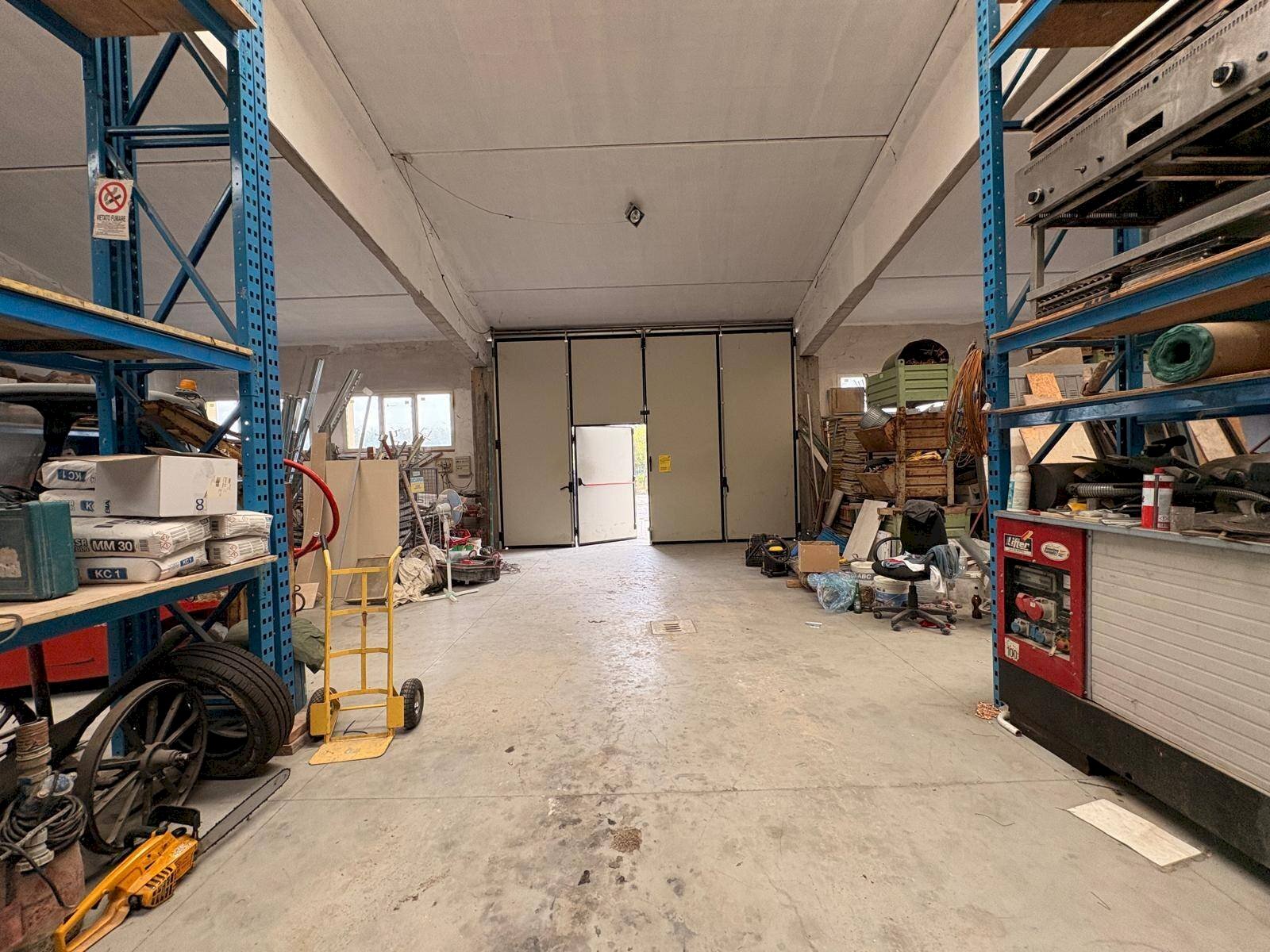 Foto 1 - Capannone Via Salvetto
 
3/2, Castelfranco Emilia - foto 1