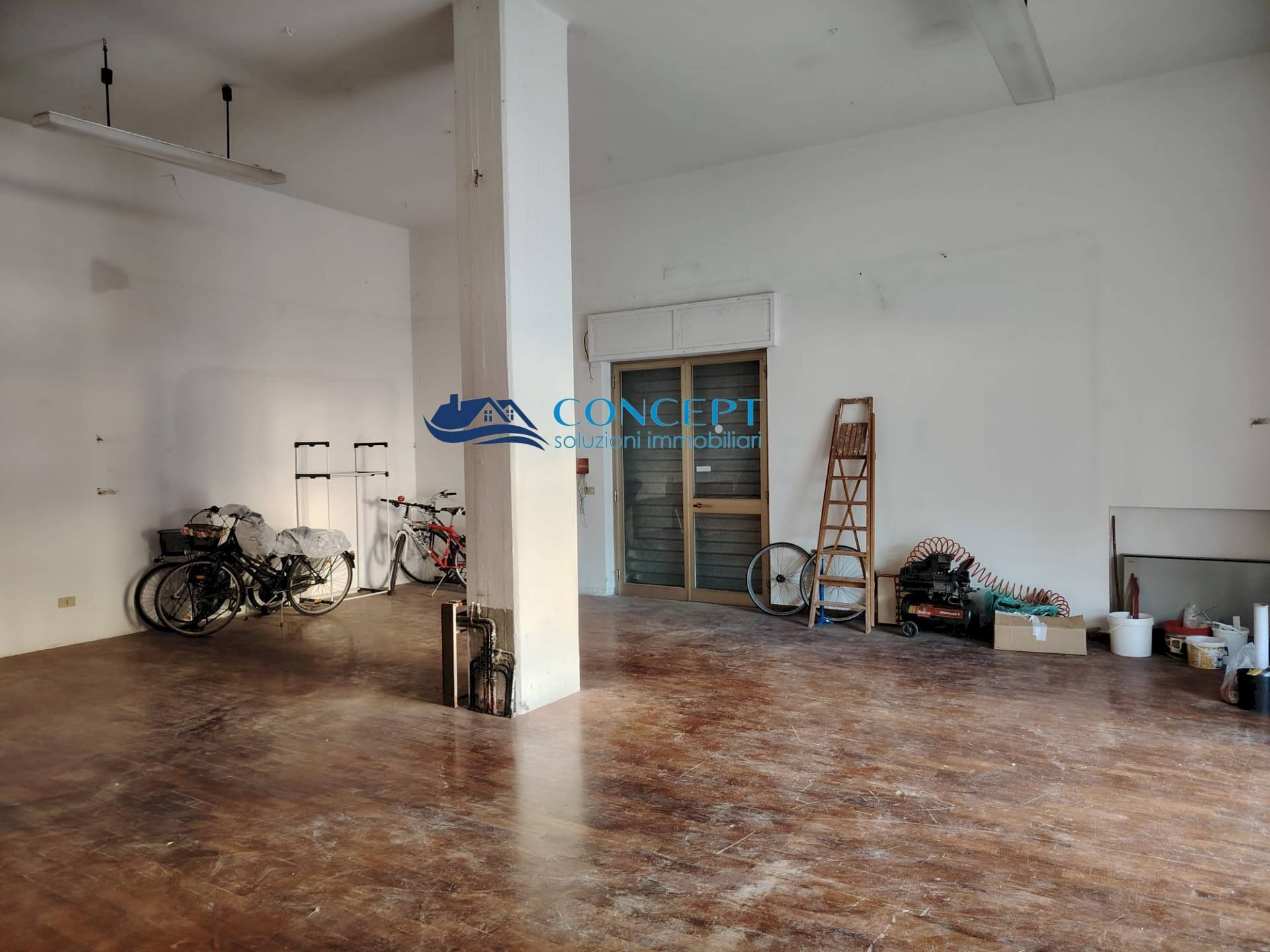 Foto 2 - Commercial Premises via Iacobello da Fiore
 
snc, Martinsicuro - photo 2