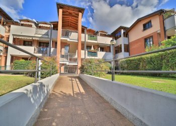 Foto 2 - Trilocale via Montale
 
2, Roncello - foto 2