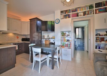 Foto 10 - Trilocale via Montale
 
2, Roncello - foto 10