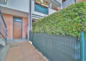 Foto 20 - Trilocale via Montale
 
2, Roncello - foto 20