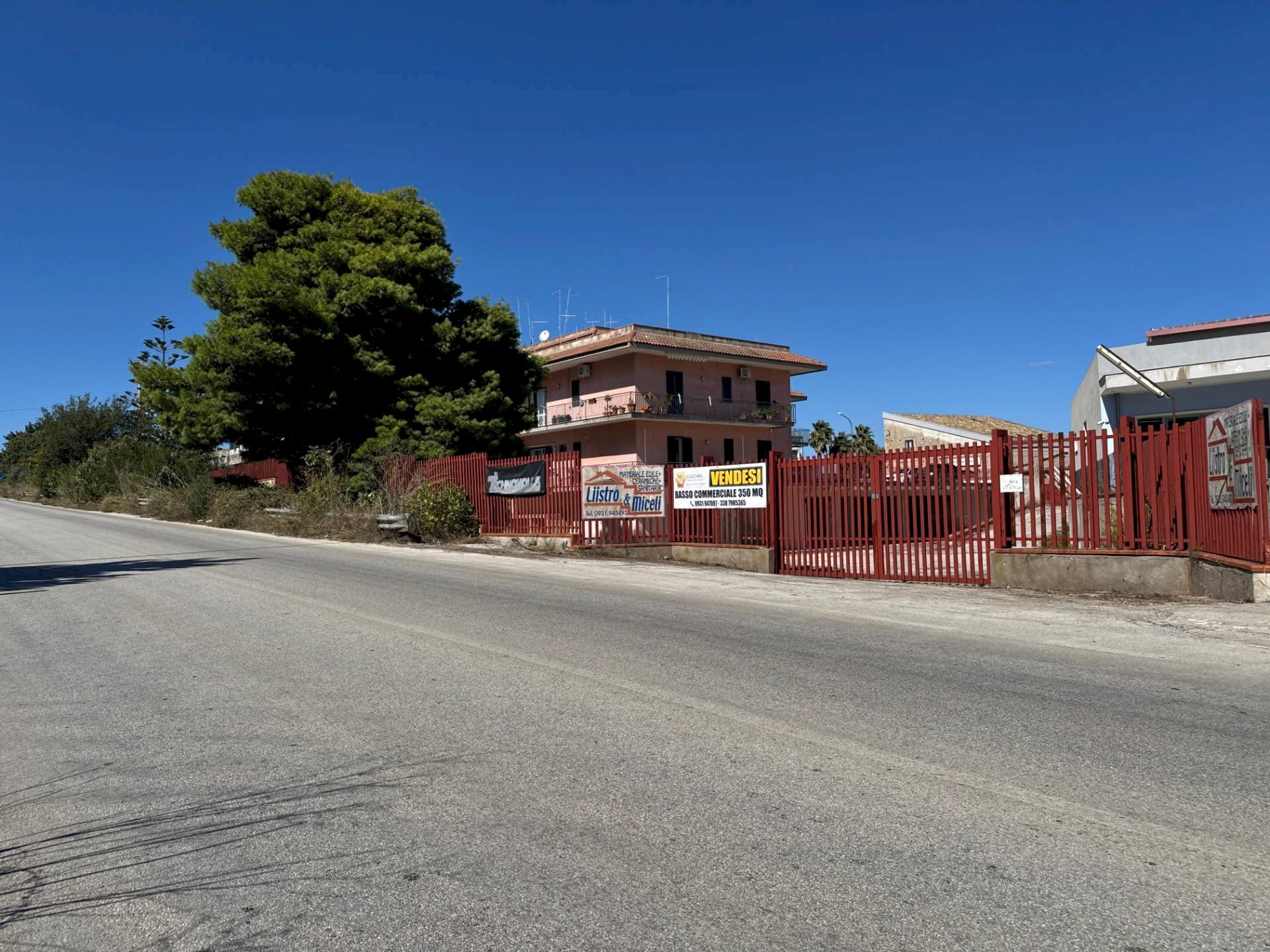 Foto 2 - Attività Commerciale via Largo Carpinteri
 
6, Canicattini Bagni - foto 2