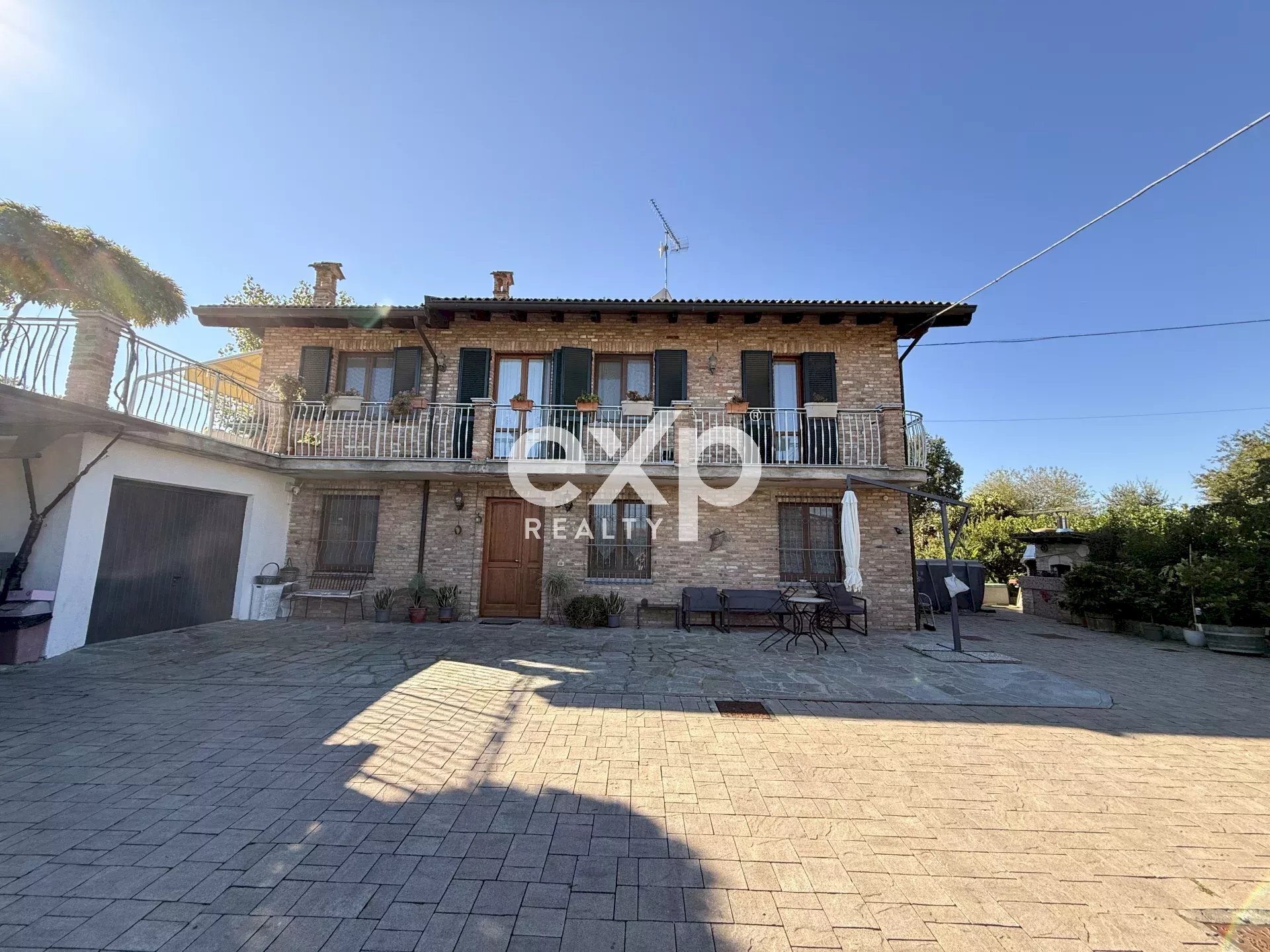 Villa Strada Provinciale per Garbagna, Tortona - photo 1