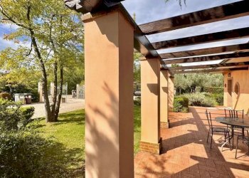 Negozio Gualdo Cattaneo - foto 4