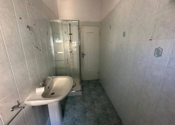 Four-room apartment Genova - photo 14