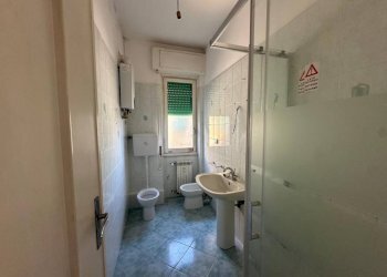 Four-room apartment Genova - photo 16