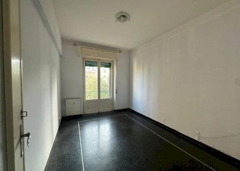 Four-room apartment Genova - photo 17